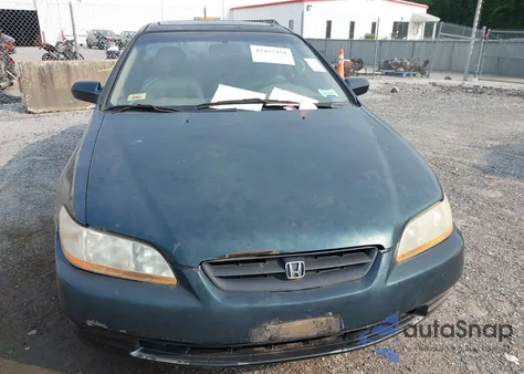 1998 Honda Accord Ex V6 z USA, uszkodzony, nr VIN 1HGCG2255WA008846